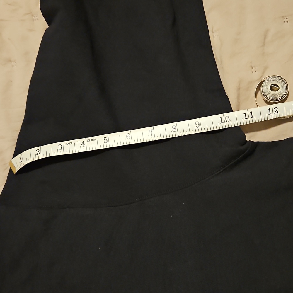 NWOT Supreme Black Hoodie With Satin Bold White Logo - Picture 13 of 13
